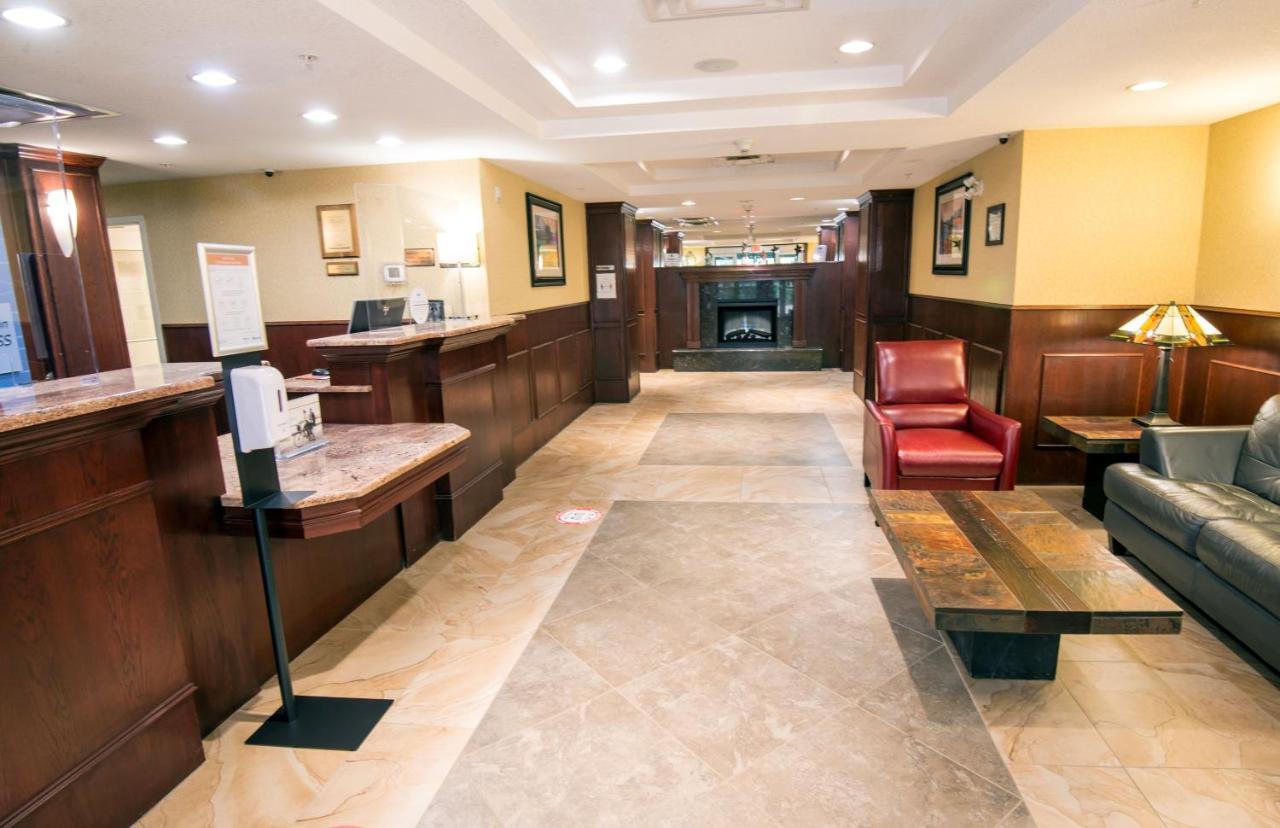 Holiday Inn Express Hotel & Suites Edson By Ihg Eksteriør billede