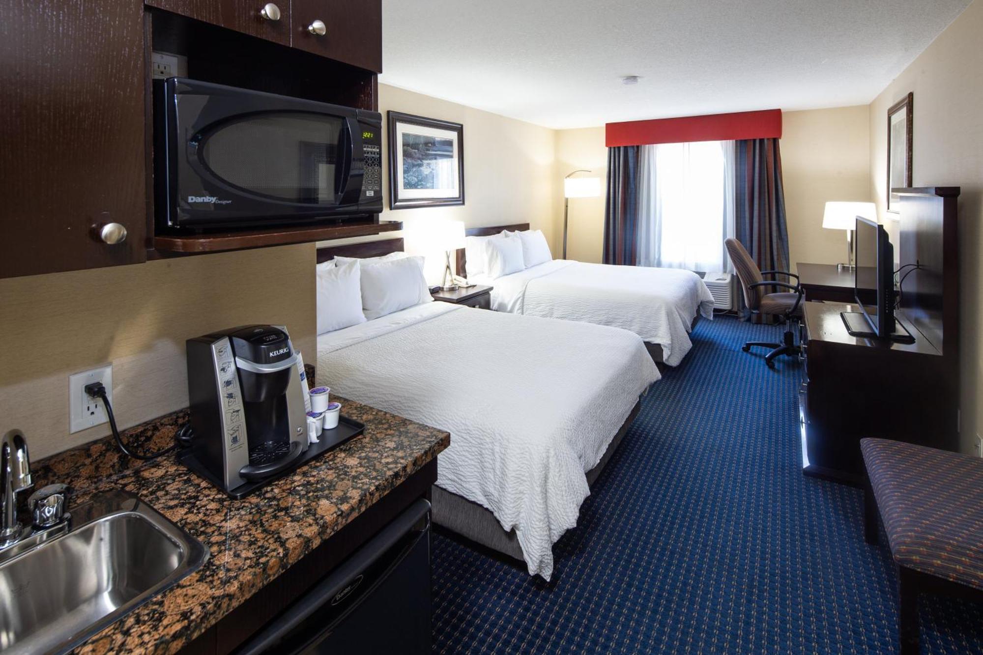 Holiday Inn Express Hotel & Suites Edson By Ihg Eksteriør billede