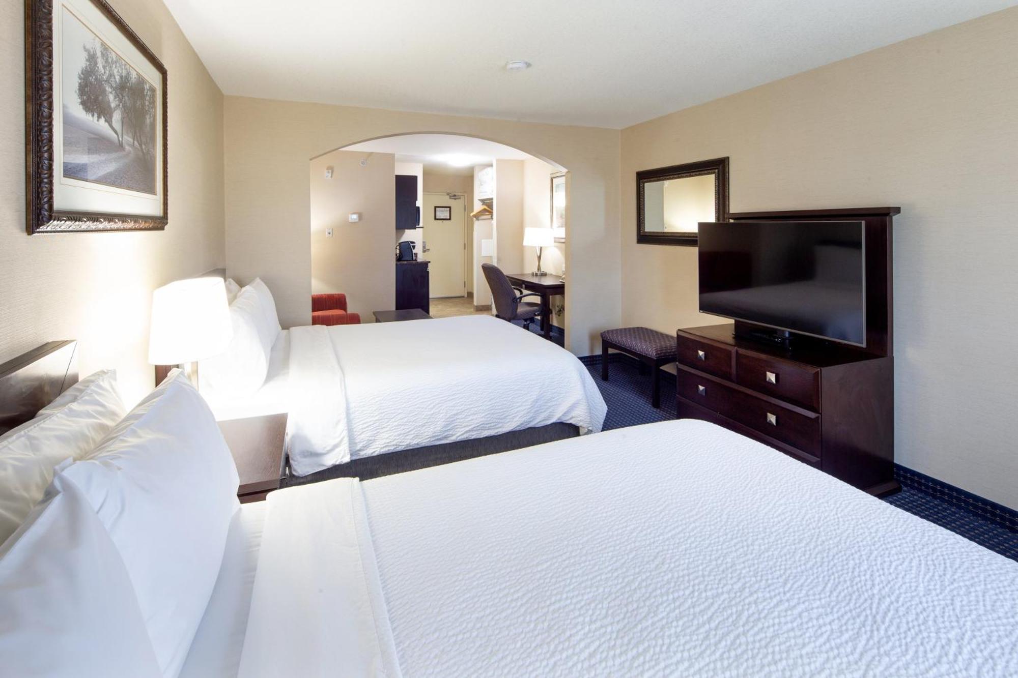 Holiday Inn Express Hotel & Suites Edson By Ihg Eksteriør billede