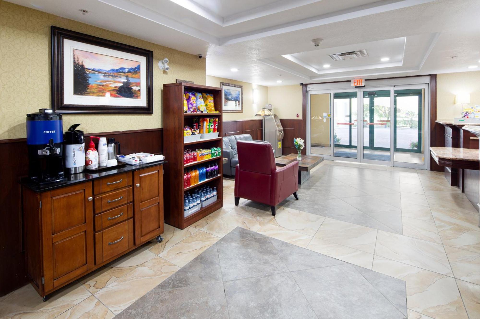 Holiday Inn Express Hotel & Suites Edson By Ihg Eksteriør billede
