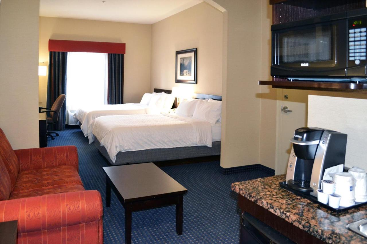 Holiday Inn Express Hotel & Suites Edson, An Ihg Hotel Eksteriør billede